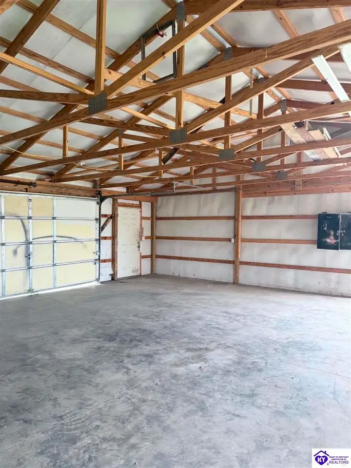 210 Grider Road, Columbia, KY 42728 - #3