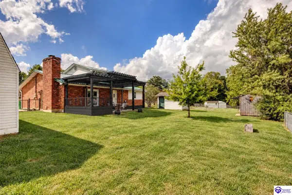 872 Rhonda Court, Radcliff, KY 40160