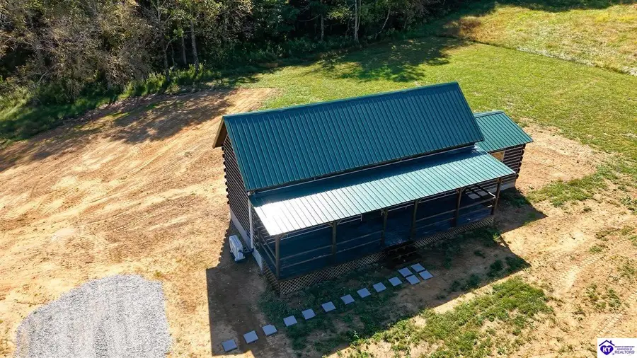 440 Eveleigh Point Way, Leitchfield, KY 42754 - #3