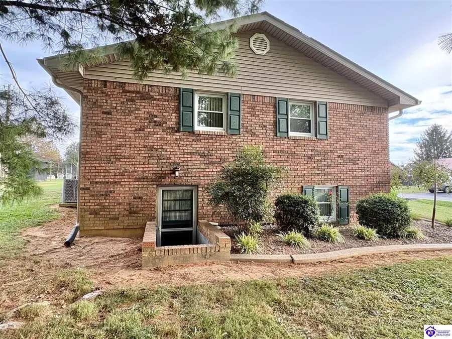 126 Long Meadow Drive, Greensburg, KY 42743 - #3