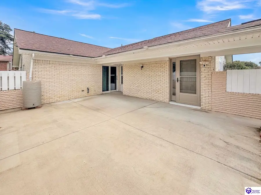 749 Shelby Avenue, Radcliff, KY 40160 - #3