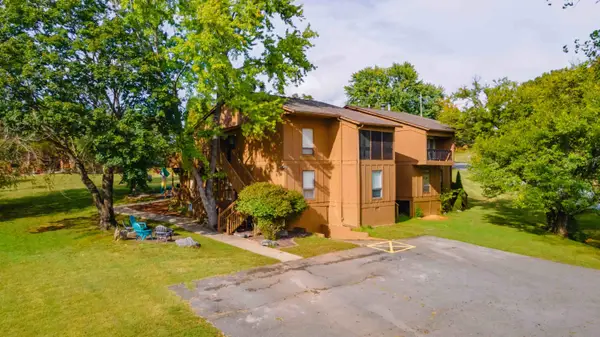 61-2 Woodson Bend Resort, Bronston, KY 42518