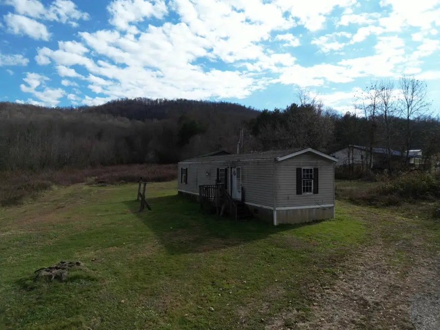 7568 Highway 26, Rockholds, KY 40759 - Image #2