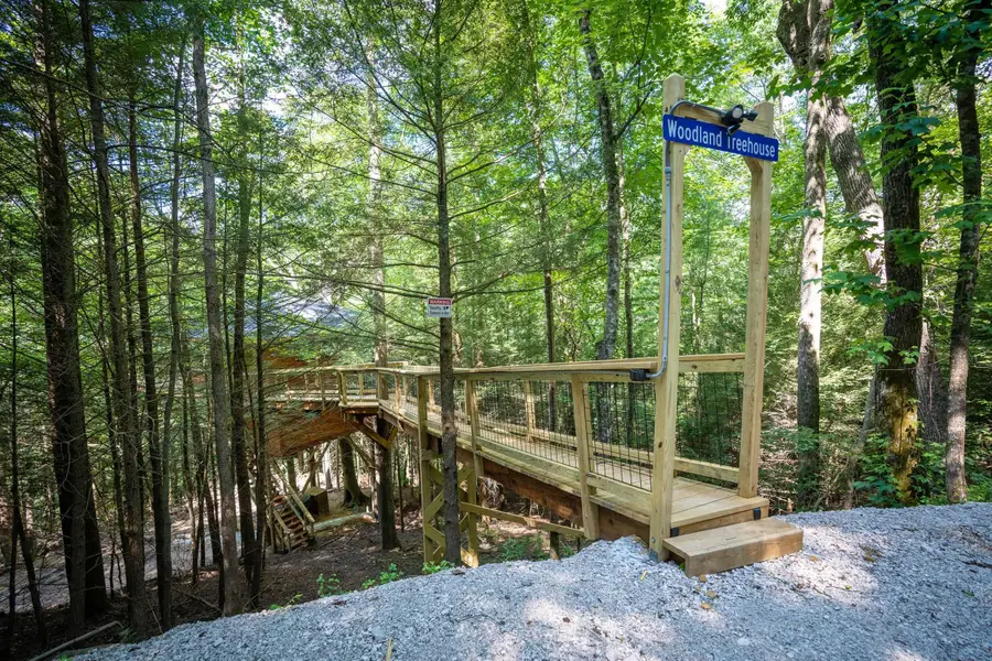 689 Cave Hollow Road, Campton, KY 41301 - Image #3