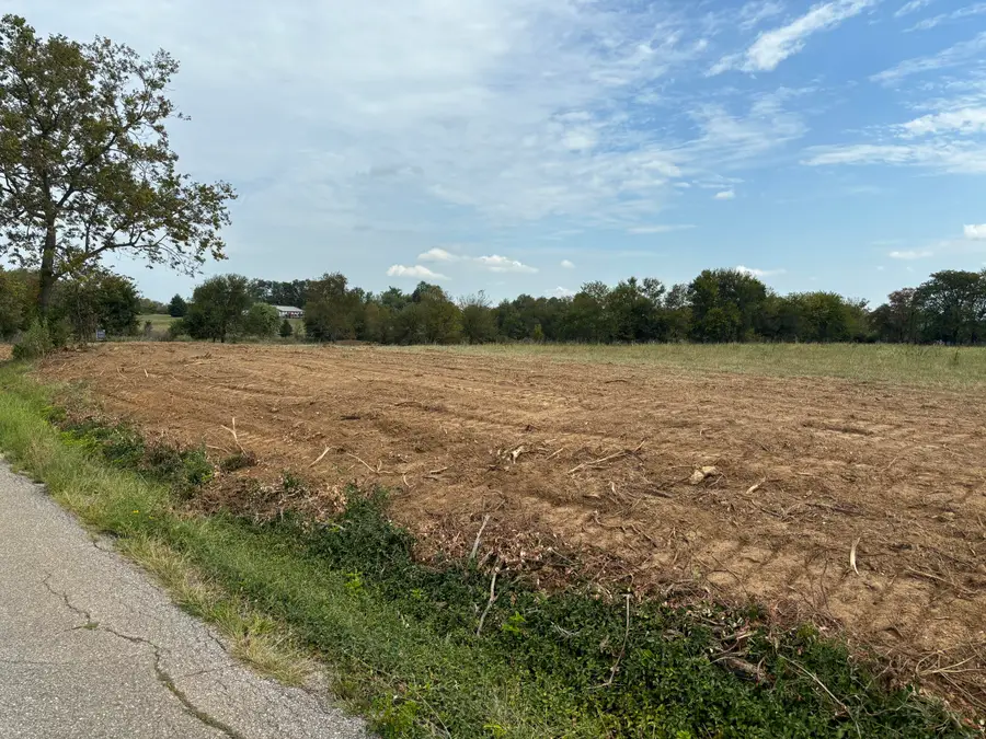 5 Bohannon Road, Pleasureville, KY 40057 - Image #2