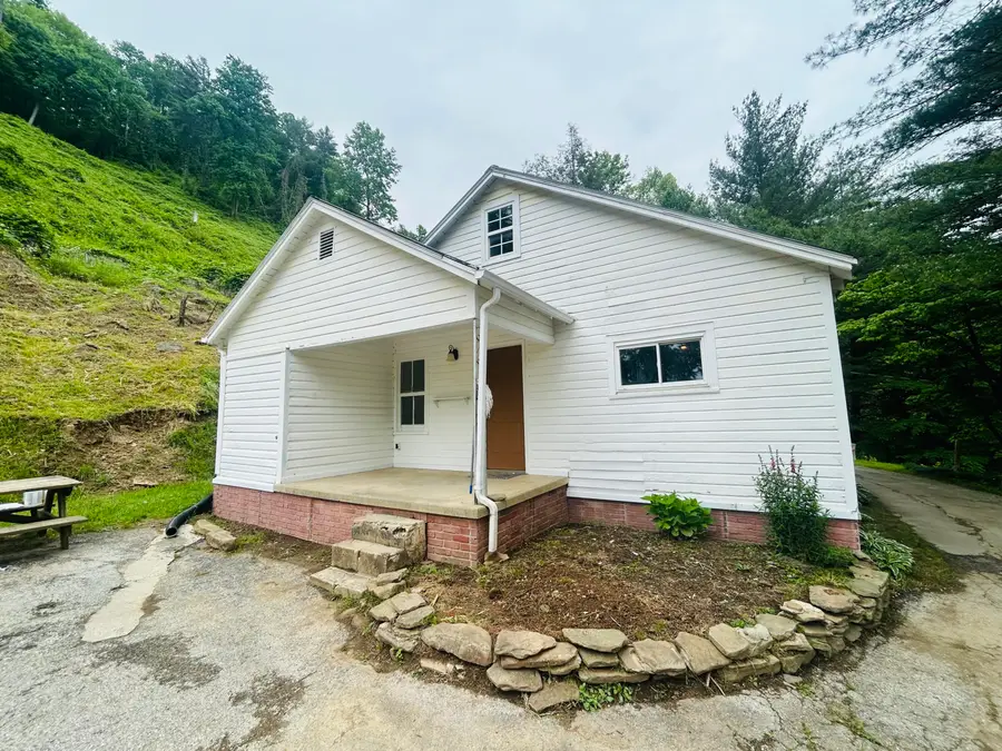 79 Hwy 1482, Oneida, KY 40972 - Image #3