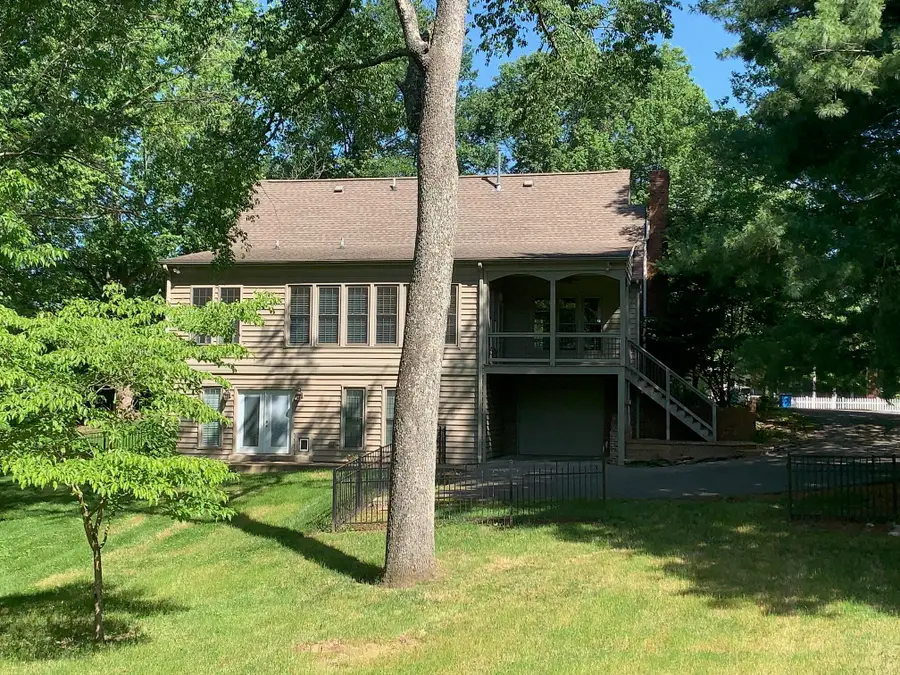 135 Wetherburn Court, Danville, KY 40422 - Image #3