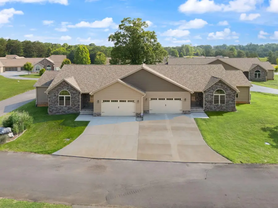 118 A W Canterbury Drive, Bronston, KY 42518 - Image #3
