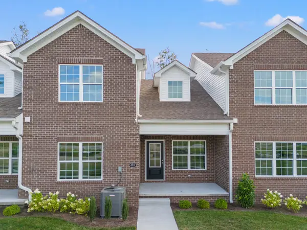 612 Silver Springs Way, Lexington, KY 40511