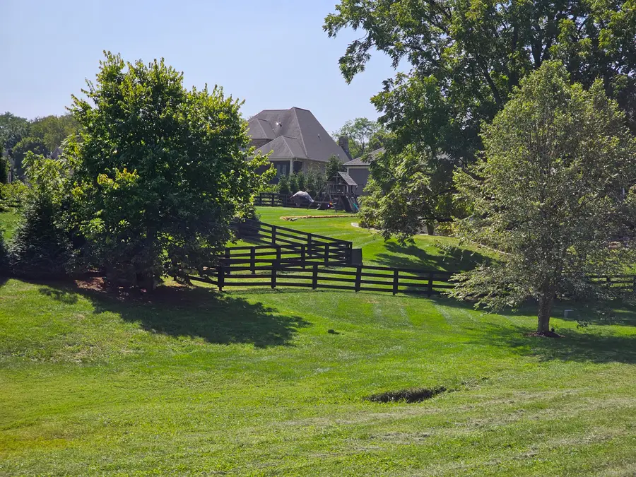 207 Morgan Court, Nicholasville, KY 40356 - Image #2