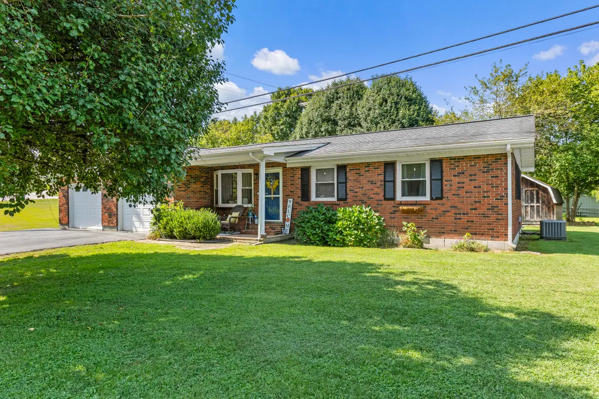 138 Sandy Ridge, Campton, KY 41301 - Image #1