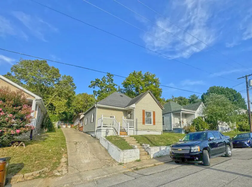 248 Parrish Avenue, Paris, KY 40361 - Image #2