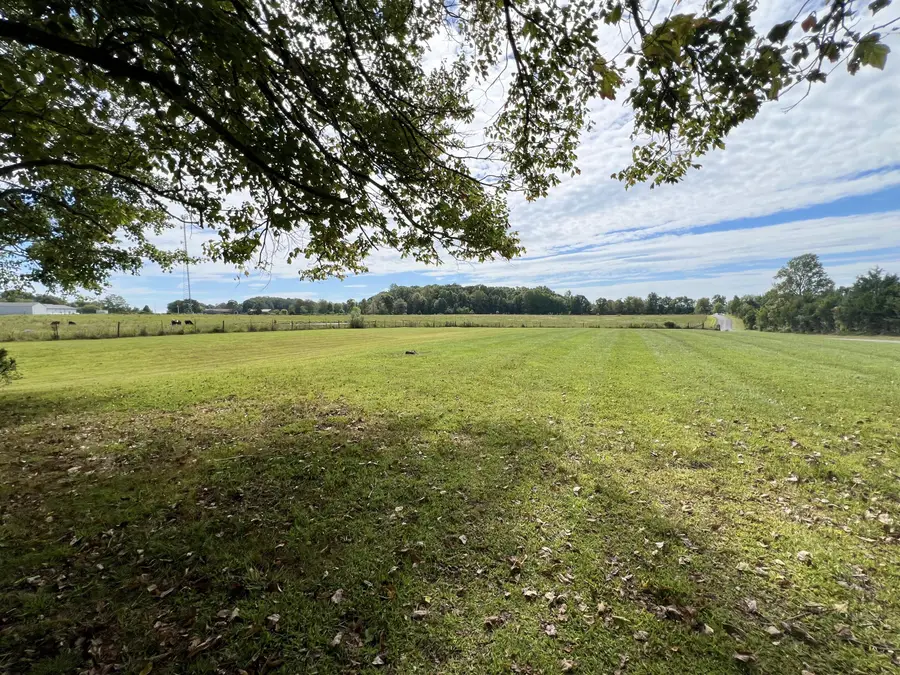 910 Damron Creek Road, Russell Springs, KY 42642 - Image #2