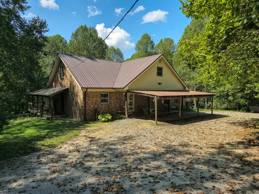 1316 Calvary Ridge Road, Yosemite, KY 42566 - Image #2