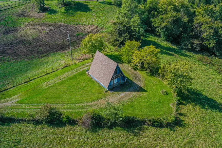 1013 Old Mitchellsburg Road, Parksville, KY 40464 - Image #2