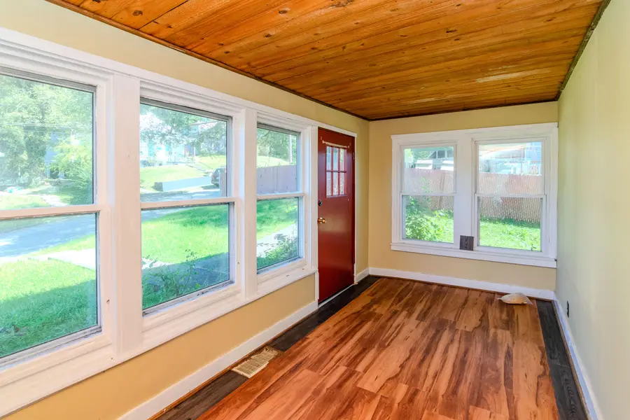 707 Poplar Street, Ravenna, KY 40472 - Image #3