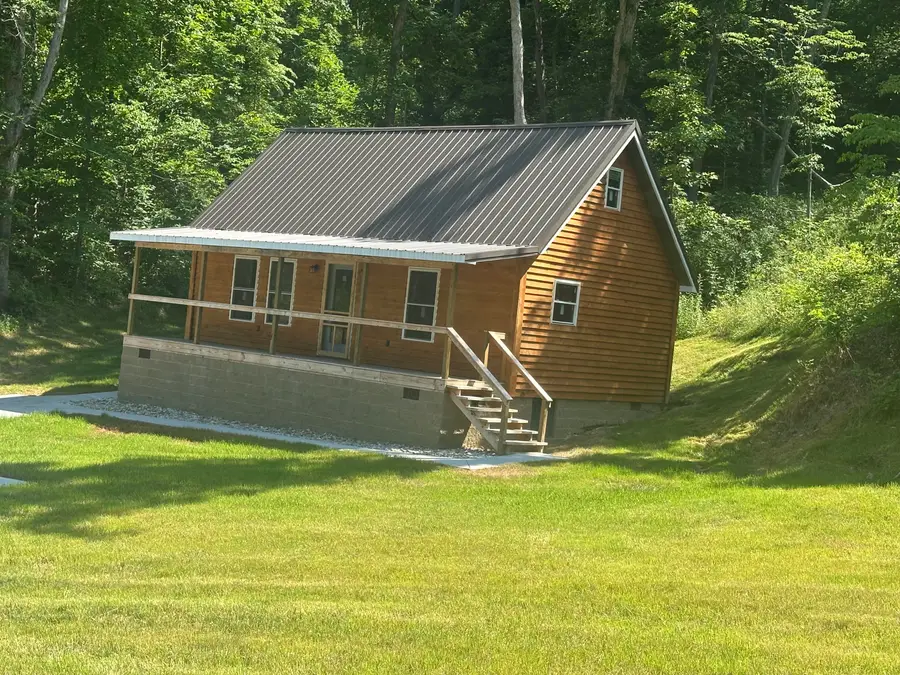 409 Freeman Branch Road, East Bernstadt, KY 40729 - Image #2