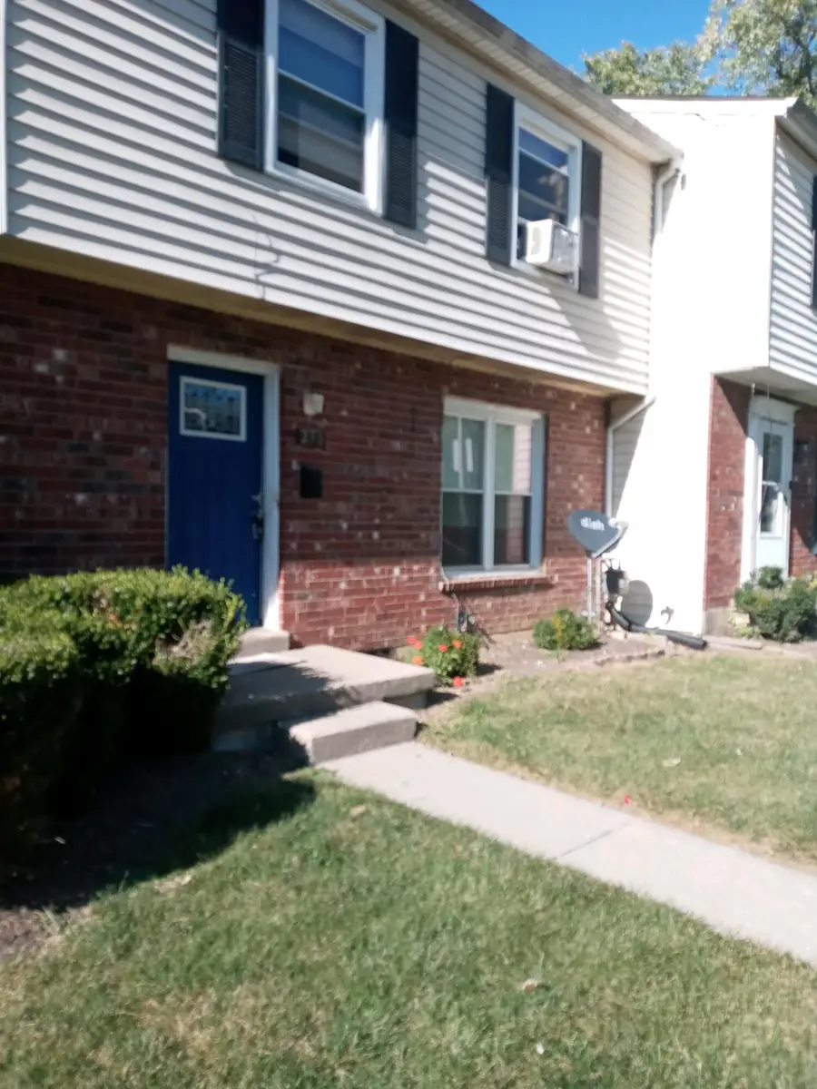 290 Hedgewood Court, Lexington, KY 40509 - Image #2