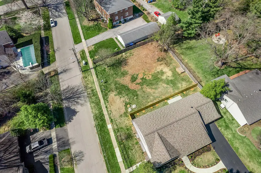 1805 Cochran Road, Lexington, KY 40502 - Image #2