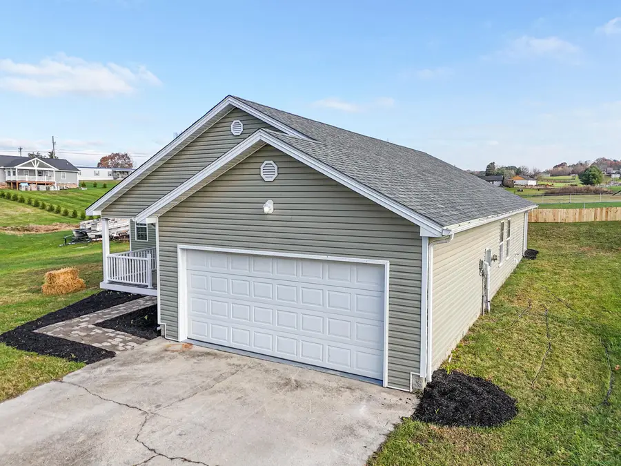 67 Millard Tilley Road, Science Hill, KY 42553 - Image #2