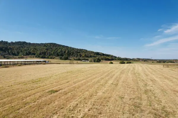 17 Elihu Cabin Hollow Road, Somerset, KY 42501