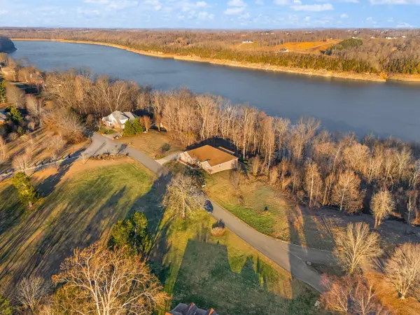 466 Colson Cove Drive, Bronston, KY 42518