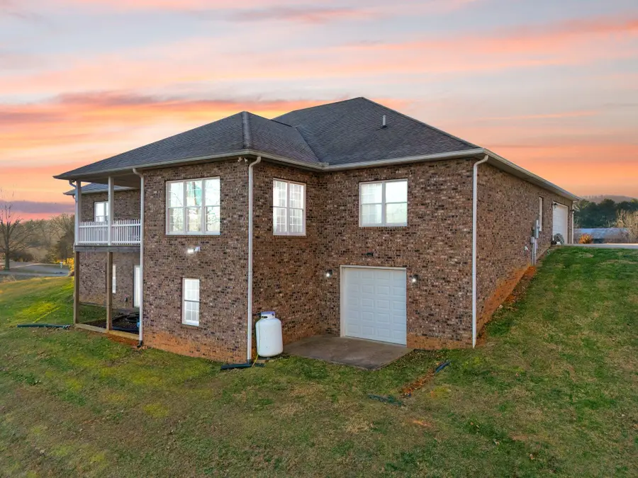 466 Colson Cove Drive, Bronston, KY 42518 - Image #3