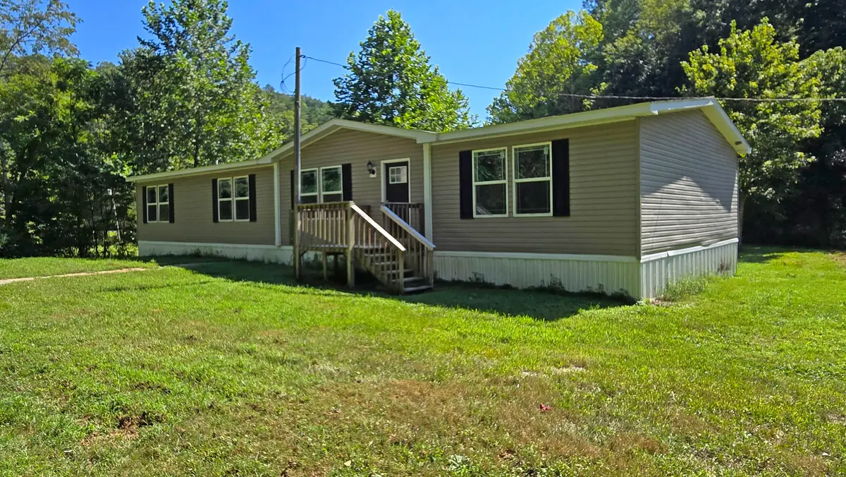 532 Brushy Fork Road, West Liberty, KY 41472 - Image #1
