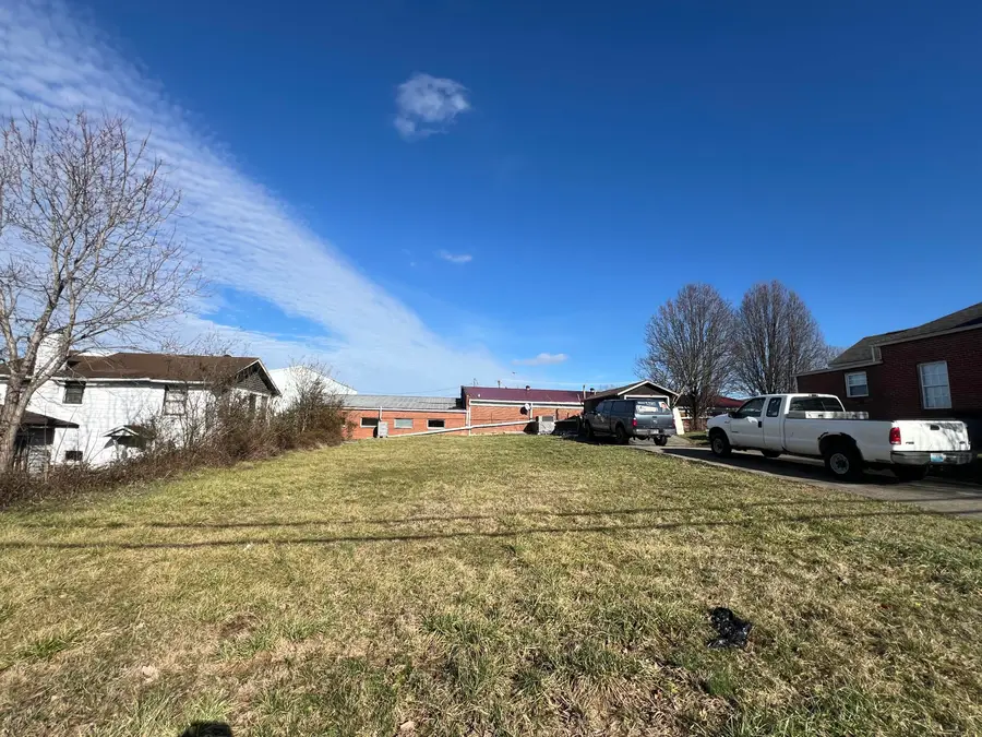 905 S Kentucky Avenue, Corbin, KY 40701 - Image #3