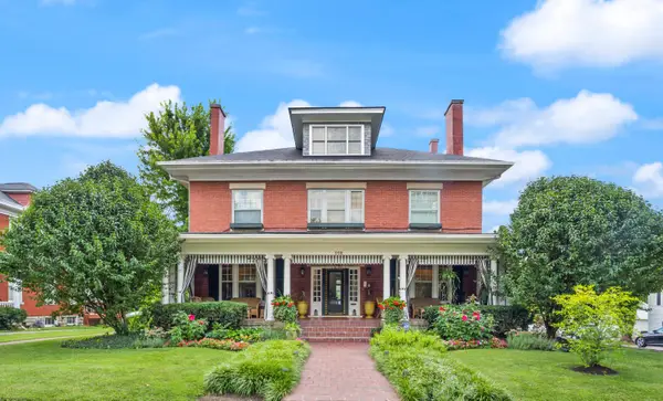 102 E Lexington Avenue, Danville, KY 40422