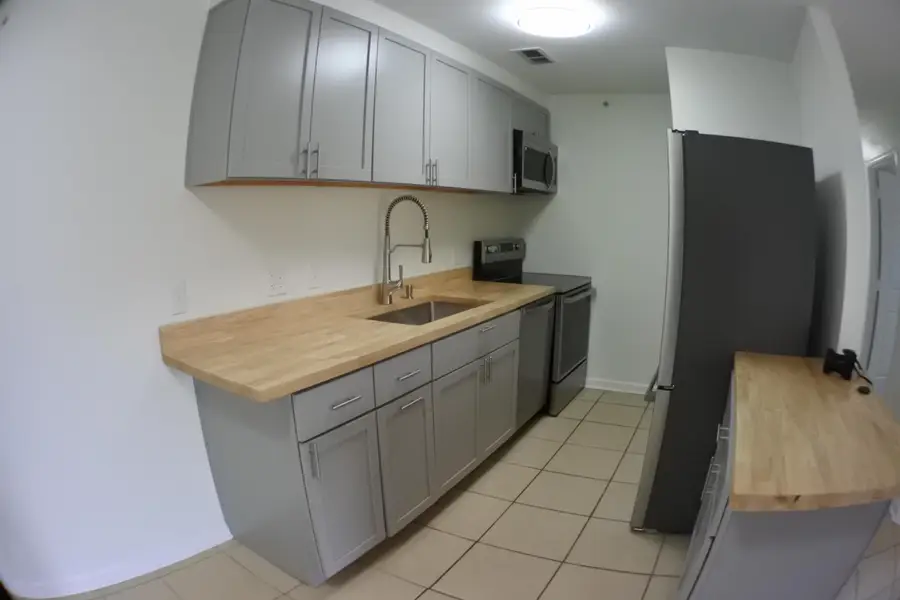 251 Simpson Avenue #221, Lexington, KY 40504 - Image #2