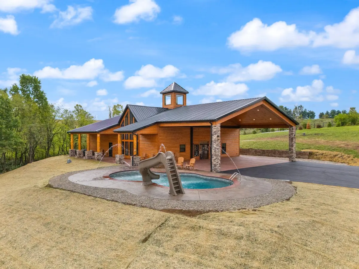 801 Curry Pike, Harrodsburg, KY 40330 - #1