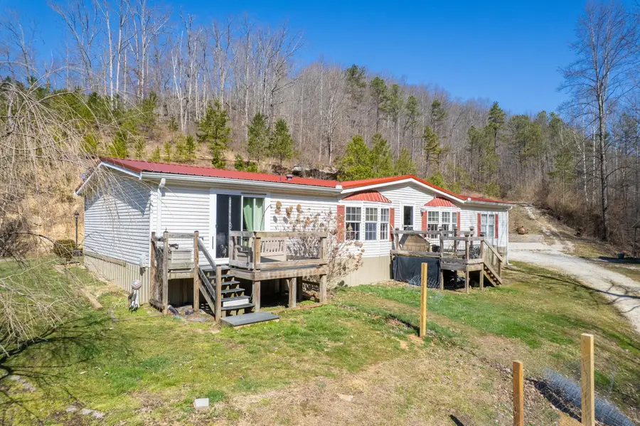 59 Irvine Allen Cemetery Road, Salyersville, KY 41465 - Image #2