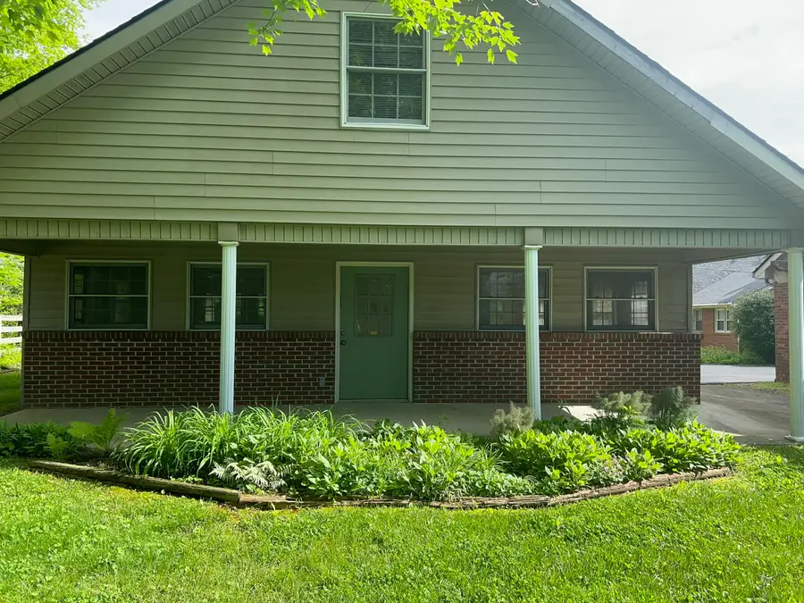222 Peachbloom Hill Road, Berea, KY 40403 - Image #2