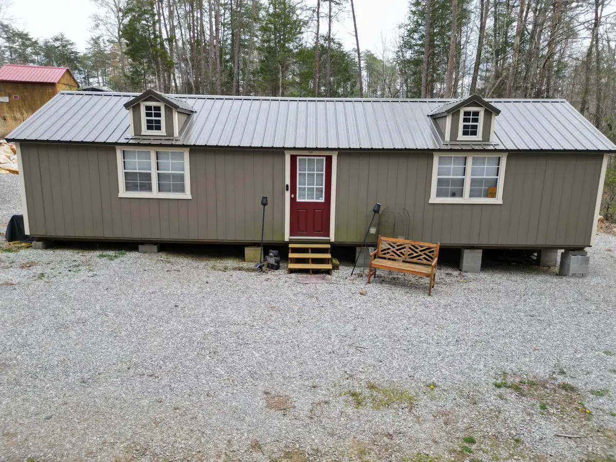 109 Colleen Drive, Burnside, KY 41519 - Image #1