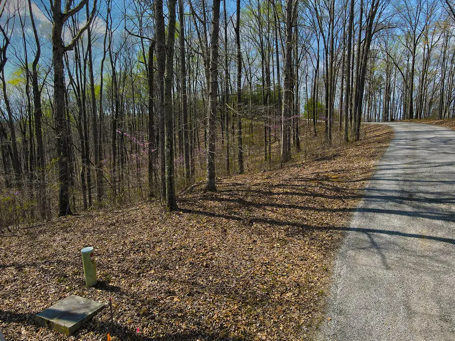 78 Sandstone Trail, Monticello, KY 42633 - Image #2