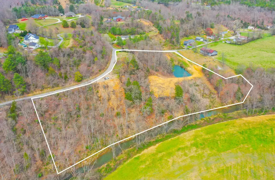 85 Blackwell Drive, Manchester, KY 40962 - Image #2