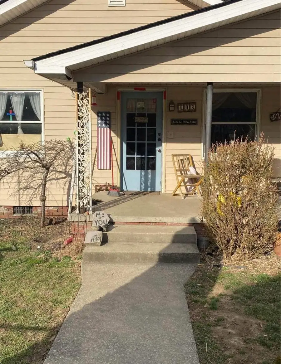 402 Mapother Street, Loyall, KY 40854 - Image #2