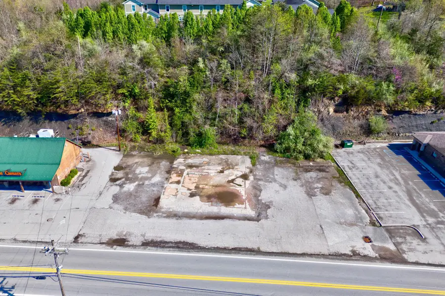 629 Prestonsburg Street, West Liberty, KY 41472 - Image #3