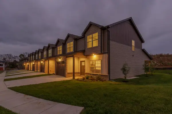 126 Copperfield Way, Frankfort, KY 40601