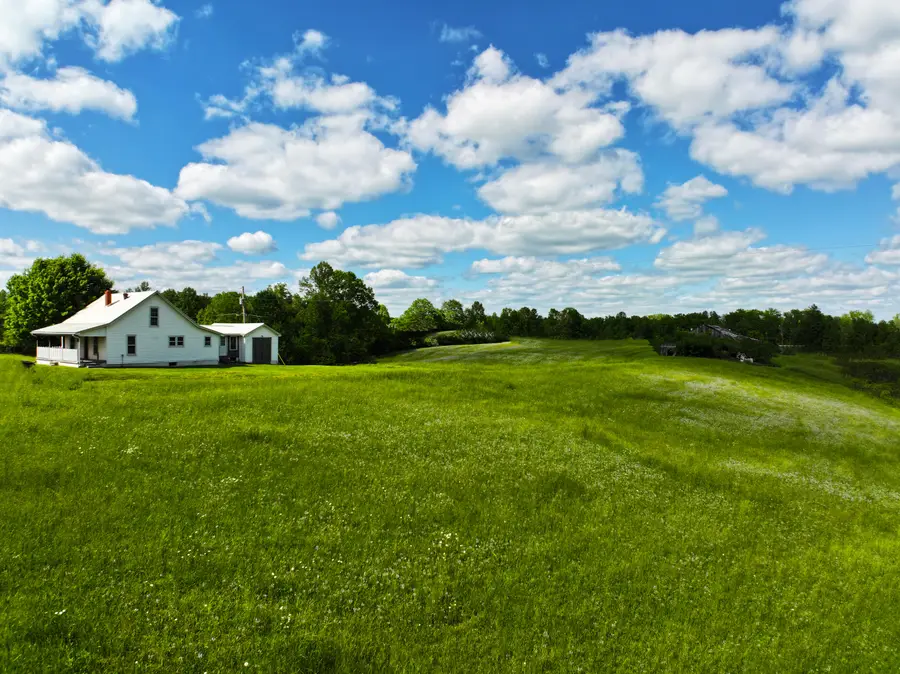 1600 Sand Hill Road, Irvine, KY 40336 - Image #2