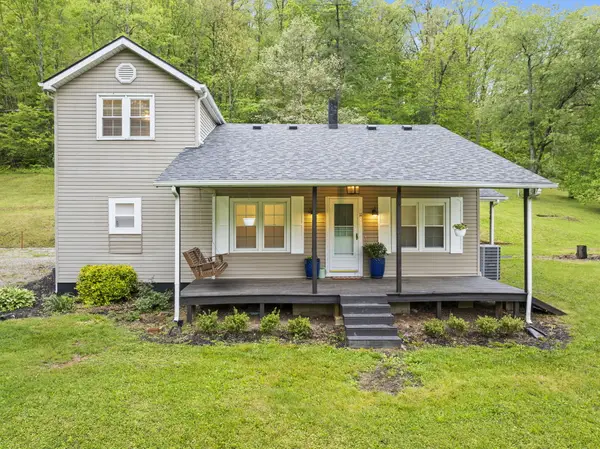 11 Congleton Hollow Road, McKee, KY 40447