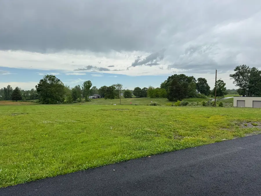 65 Hammer Drive, Russell Springs, KY 42642 - Image #2