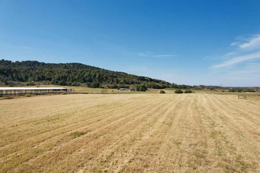 28 Elihu Cabin Road, Somerset, KY 42501 - Image #2