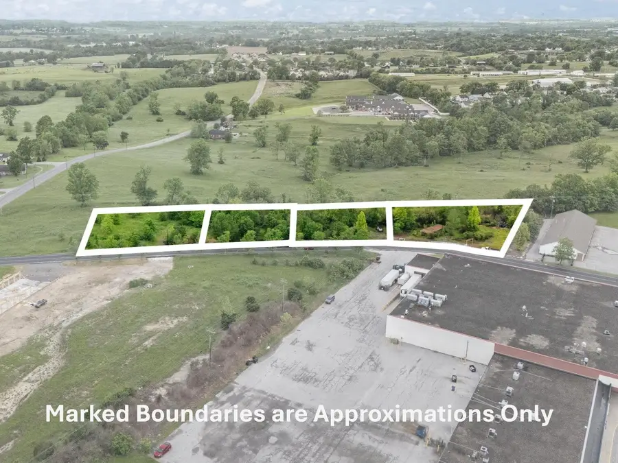 547 Legion Drive #4, Harrodsburg, KY 40330 - #2