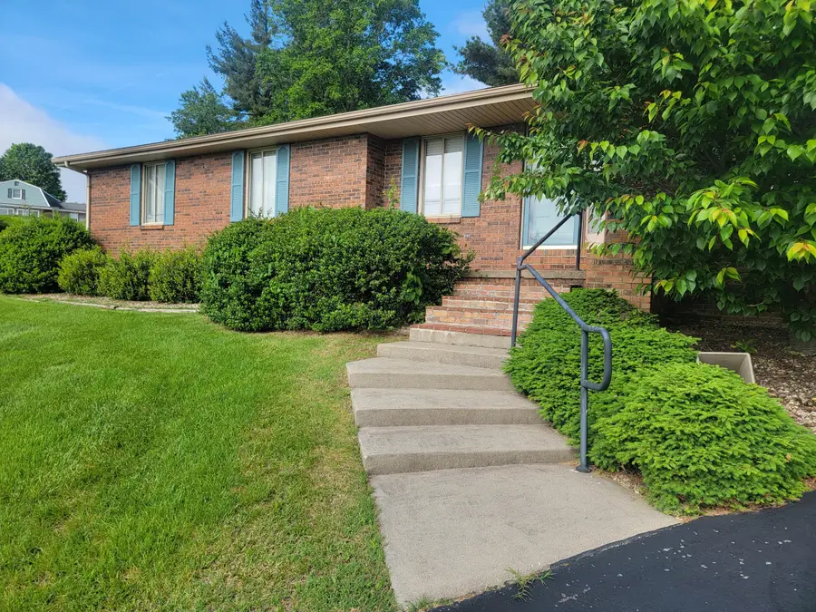 603 Springview Court, Mount Sterling, KY 40353 - Image #2