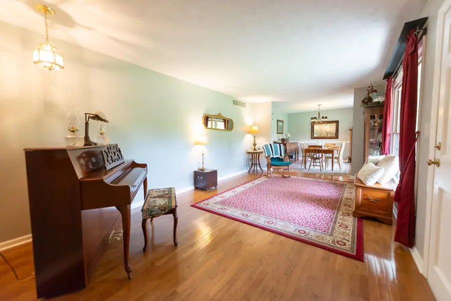 874 Sebree Road, Stamping Ground, KY 40379 - Image #2