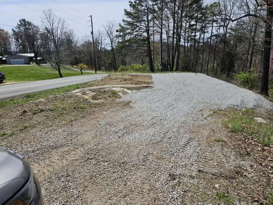 763 Dixie Bend Rd. Road, Burnside, KY 42519 - Image #3