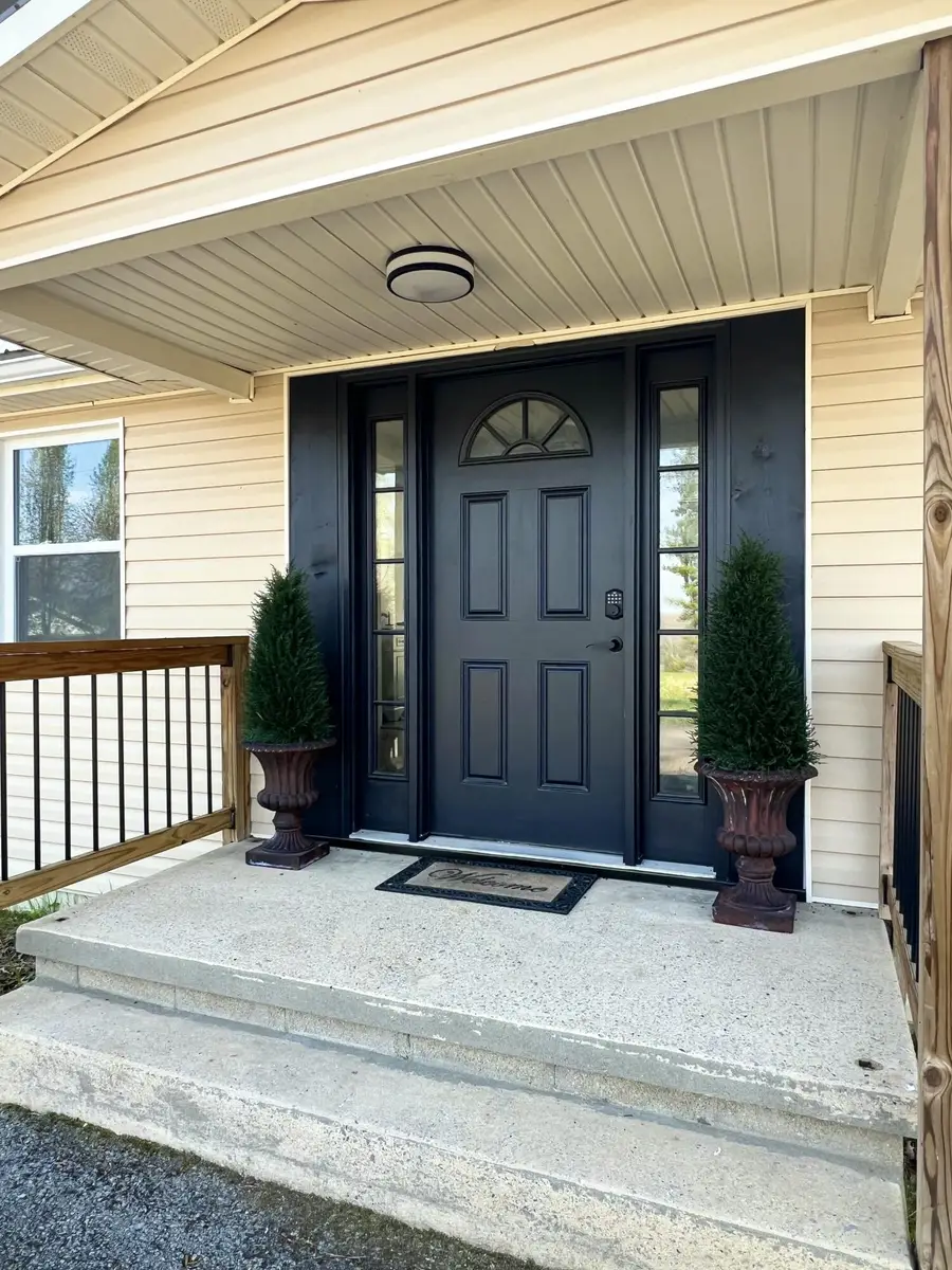 819 Scotts Chapel Road, Jamestown, KY 42629 - #2