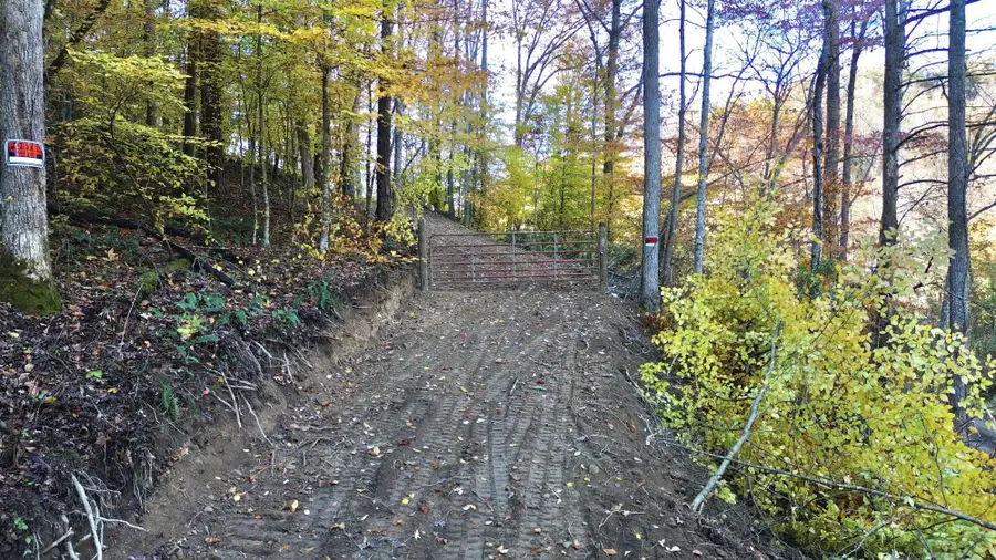 150 Sycamore Creek Road, Van Lear, KY 41265 - Image #2